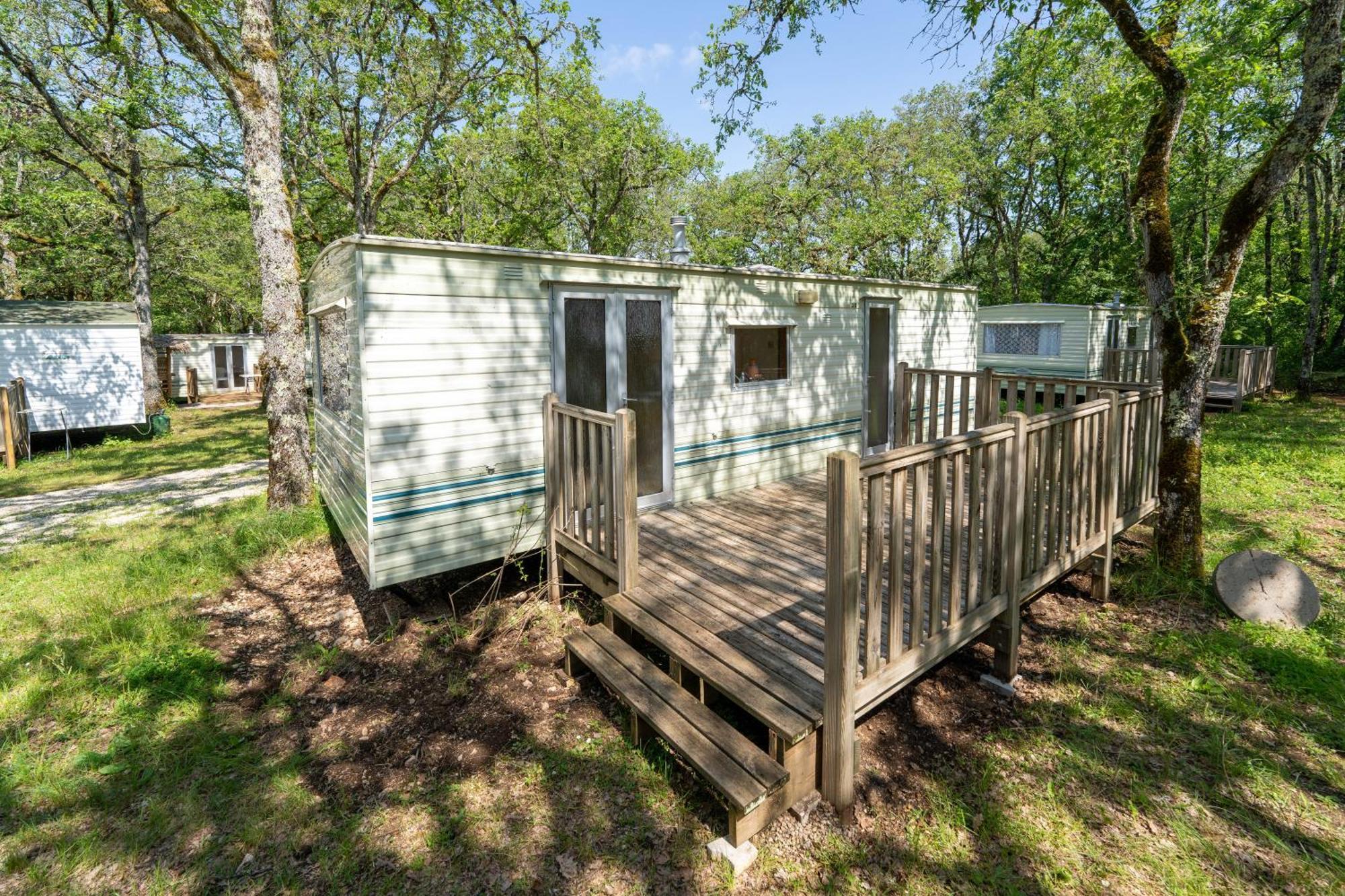 Camping Les Paillotes Payrac Luaran gambar